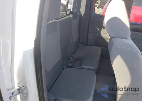 2009 Toyota Tacoma z USA, uszkodzony, nr VIN 5TETX22N39Z649236